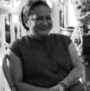 Meet your Posher, Sandra